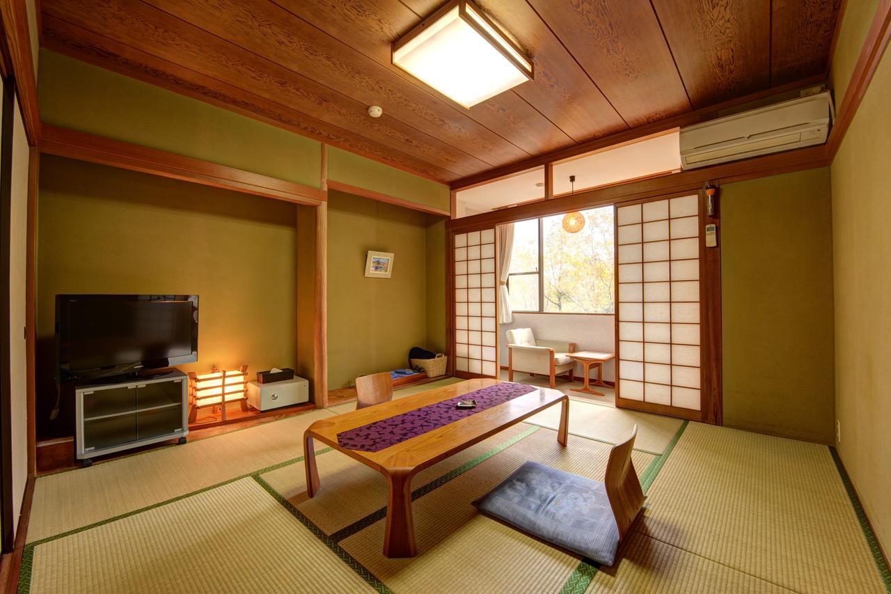 Отель Mizu No Kaori Хаконе Экстерьер фото