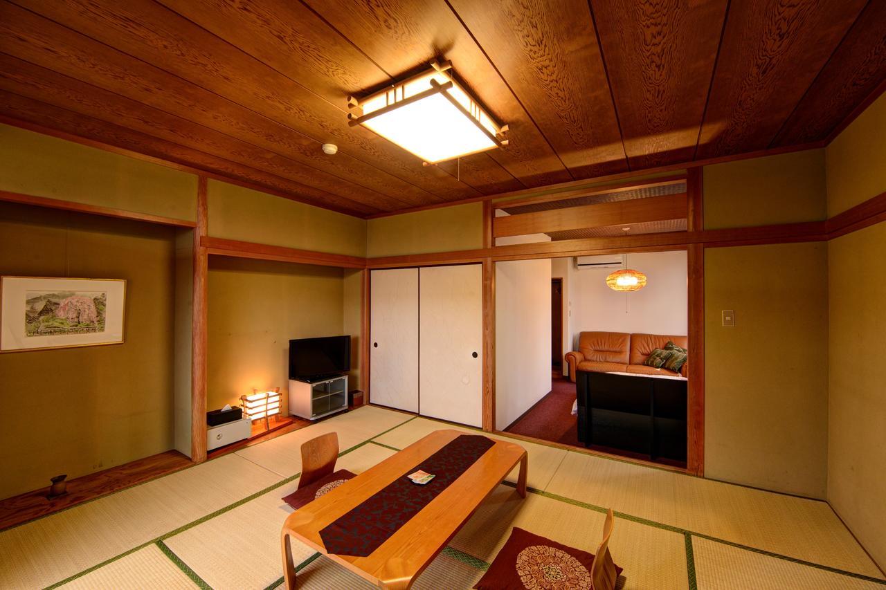 Отель Mizu No Kaori Хаконе Экстерьер фото