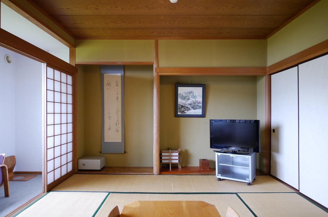 Отель Mizu No Kaori Хаконе Экстерьер фото